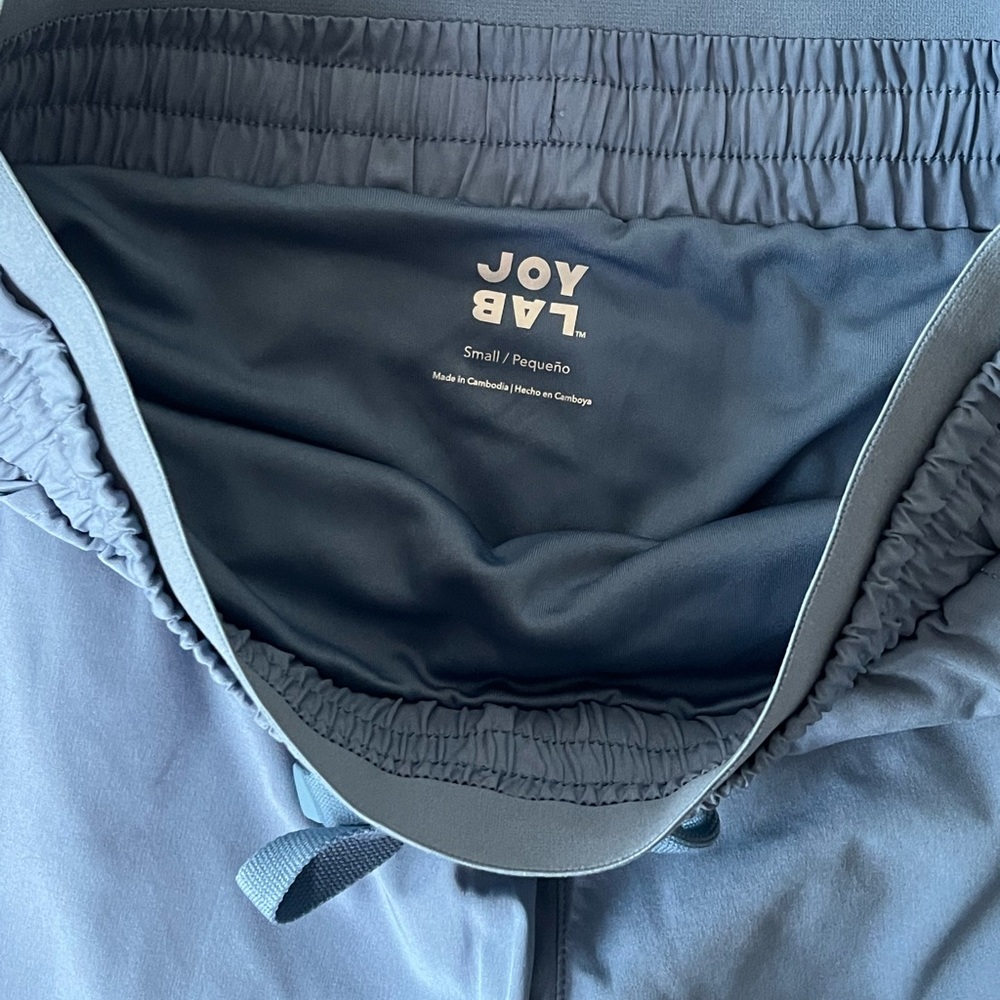 JoyLab Women’s High-Rise Pleated Side Shorts 2.5” - Blue NWT - Picture 7 of 7